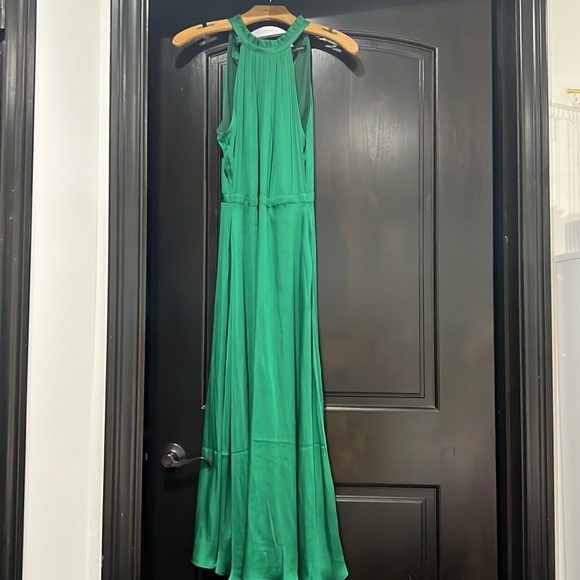 NWT Banana Republic Satin MIDI Dress Size 2 - Picture 2 of 4